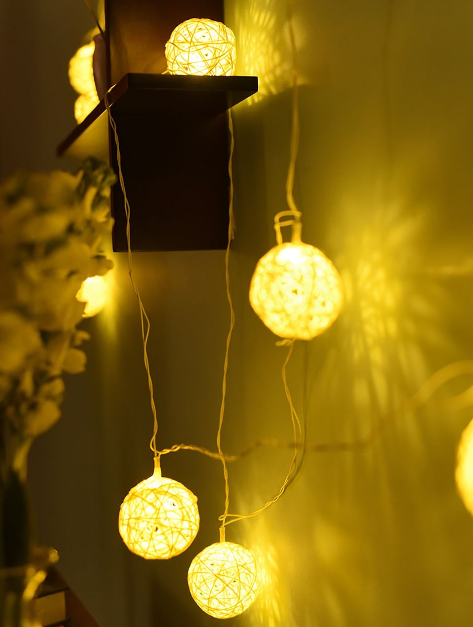 White Decorative Jute String Light In A Gift Box