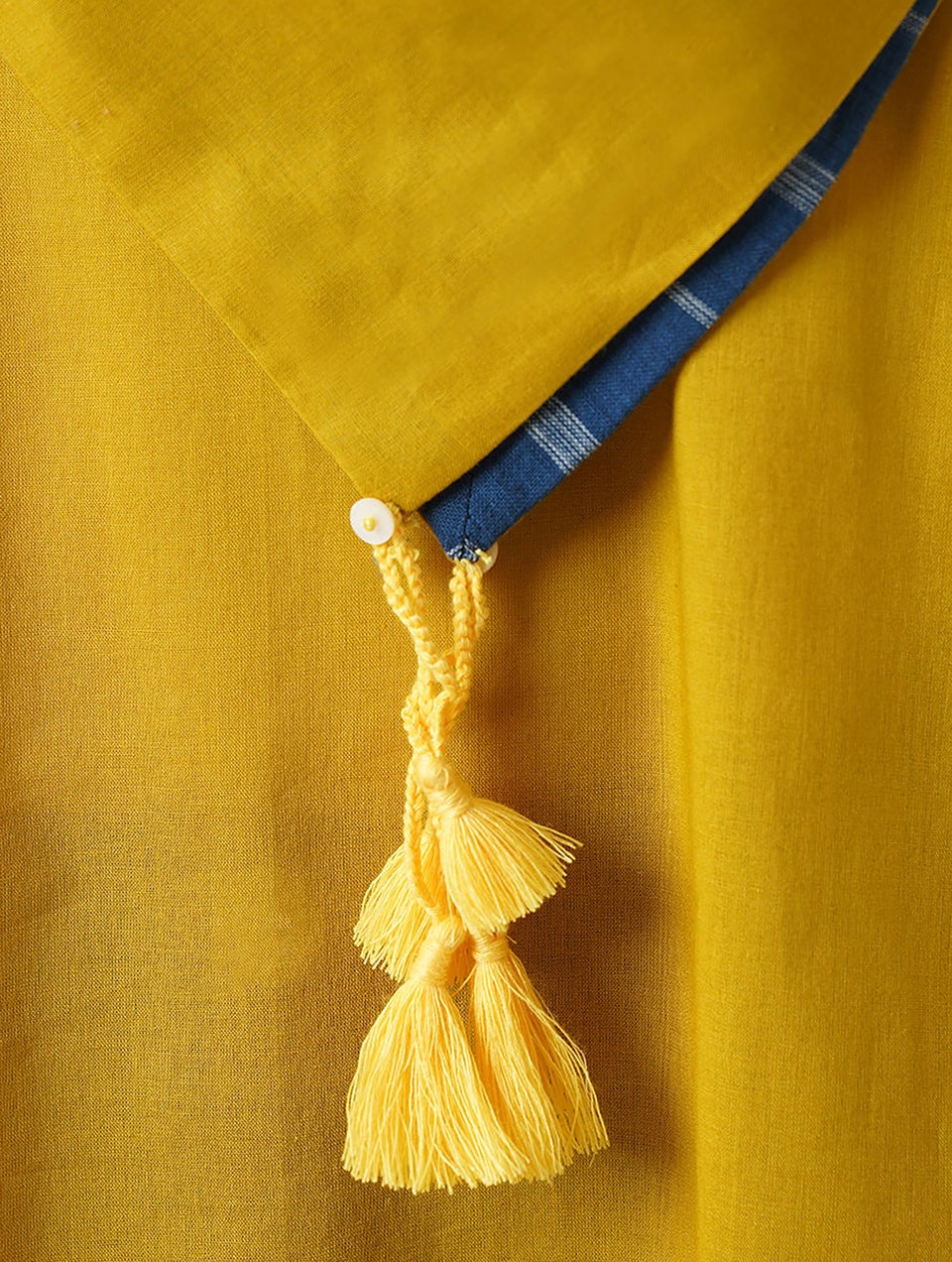 Women Blue Handwoven Cotton Scarf With Tassels