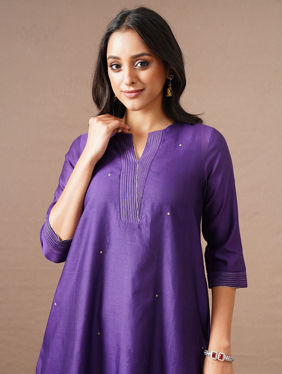 Women Purple Silk Cotton Kurta With Zari