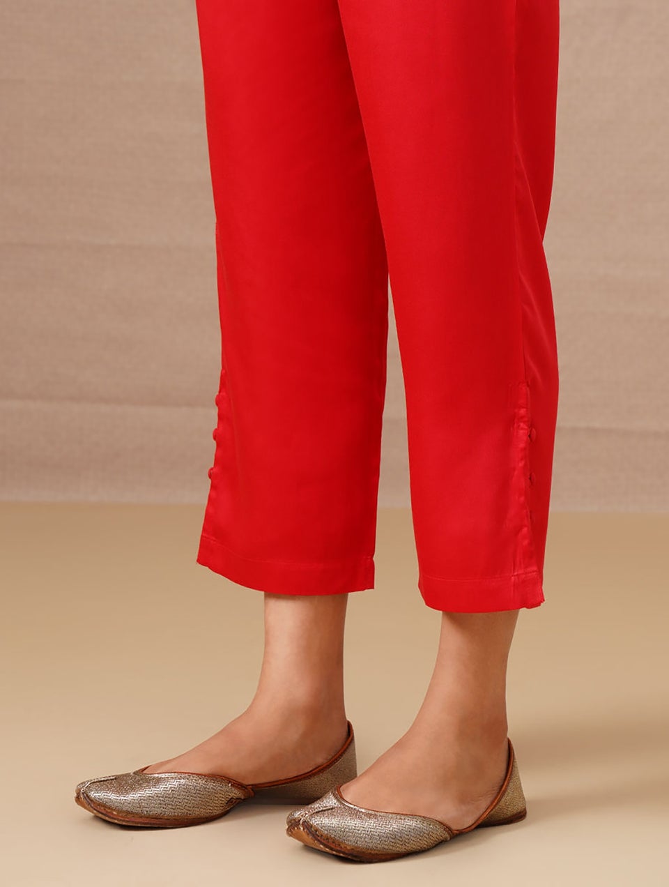 Women Red Modal Solid Ankle Length Slim Fit Pant - XS