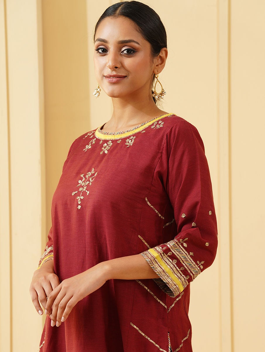 Women Red Gota Embroidered Linen Kurta With Pants