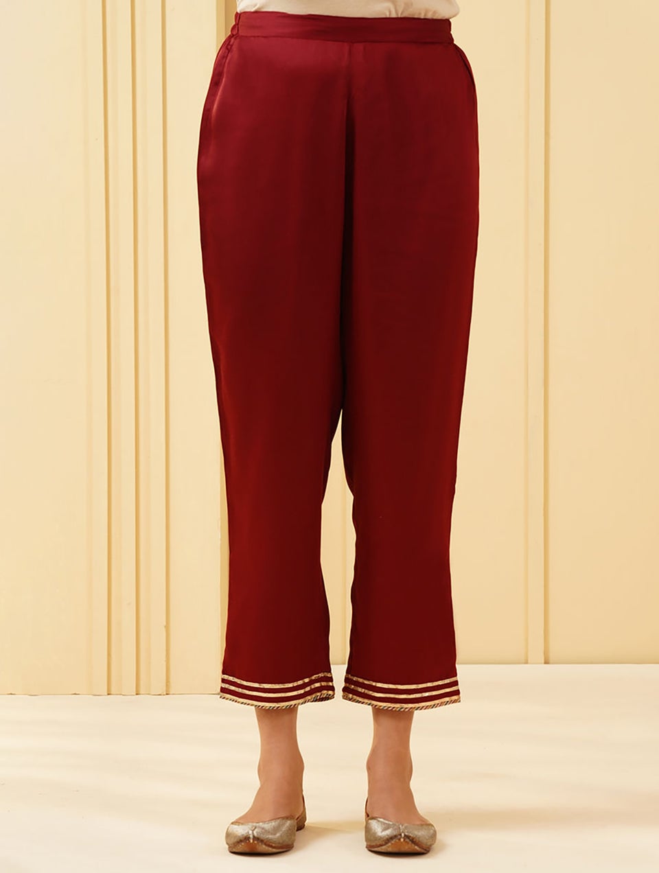 Women Red Viscose Hand Embroidery Boat Neck Kurta With Pant - XL