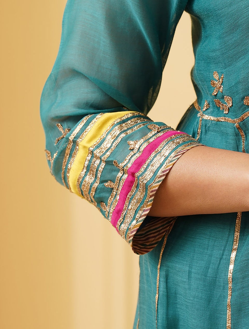 Women Teal Gota Embroidered Silk Cotton Kurta With Pants - XS