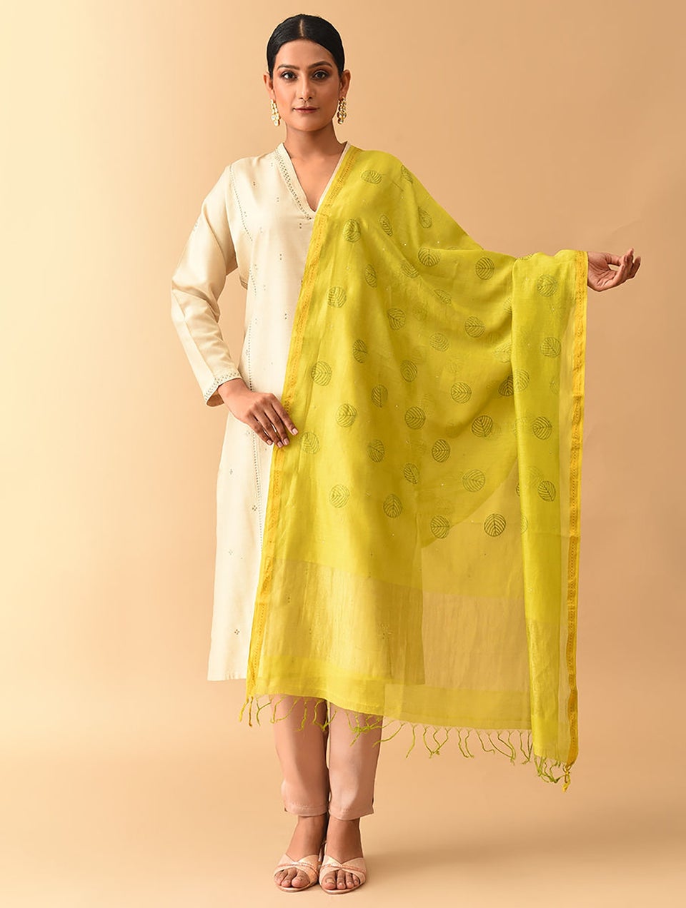 Women Yellow Handwoven Chanderi Dupatta With Mukaish