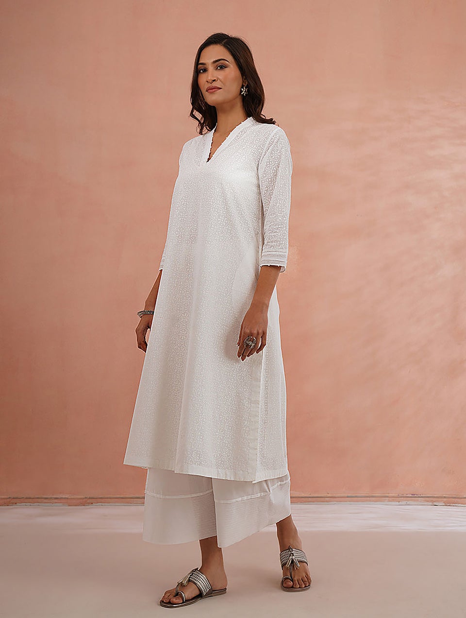 Women White Cotton Block Print V Neck Regular Fit Kurta - S