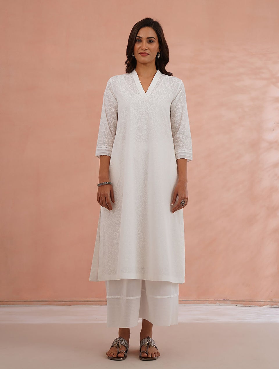 Women White Cotton Block Print V Neck Regular Fit Kurta - S