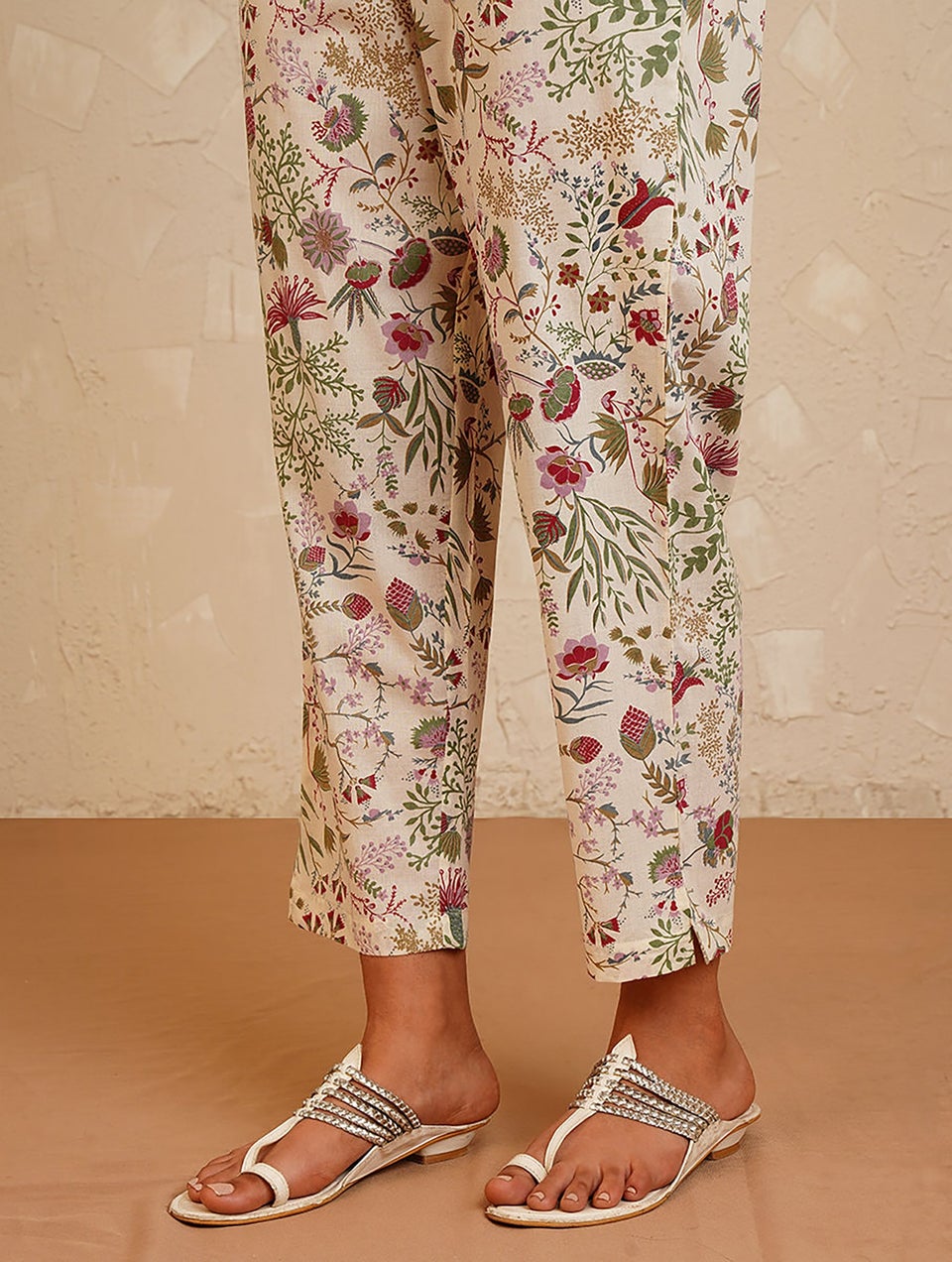 Multicolor Printed Elasticated Waist Cotton Pants - XS