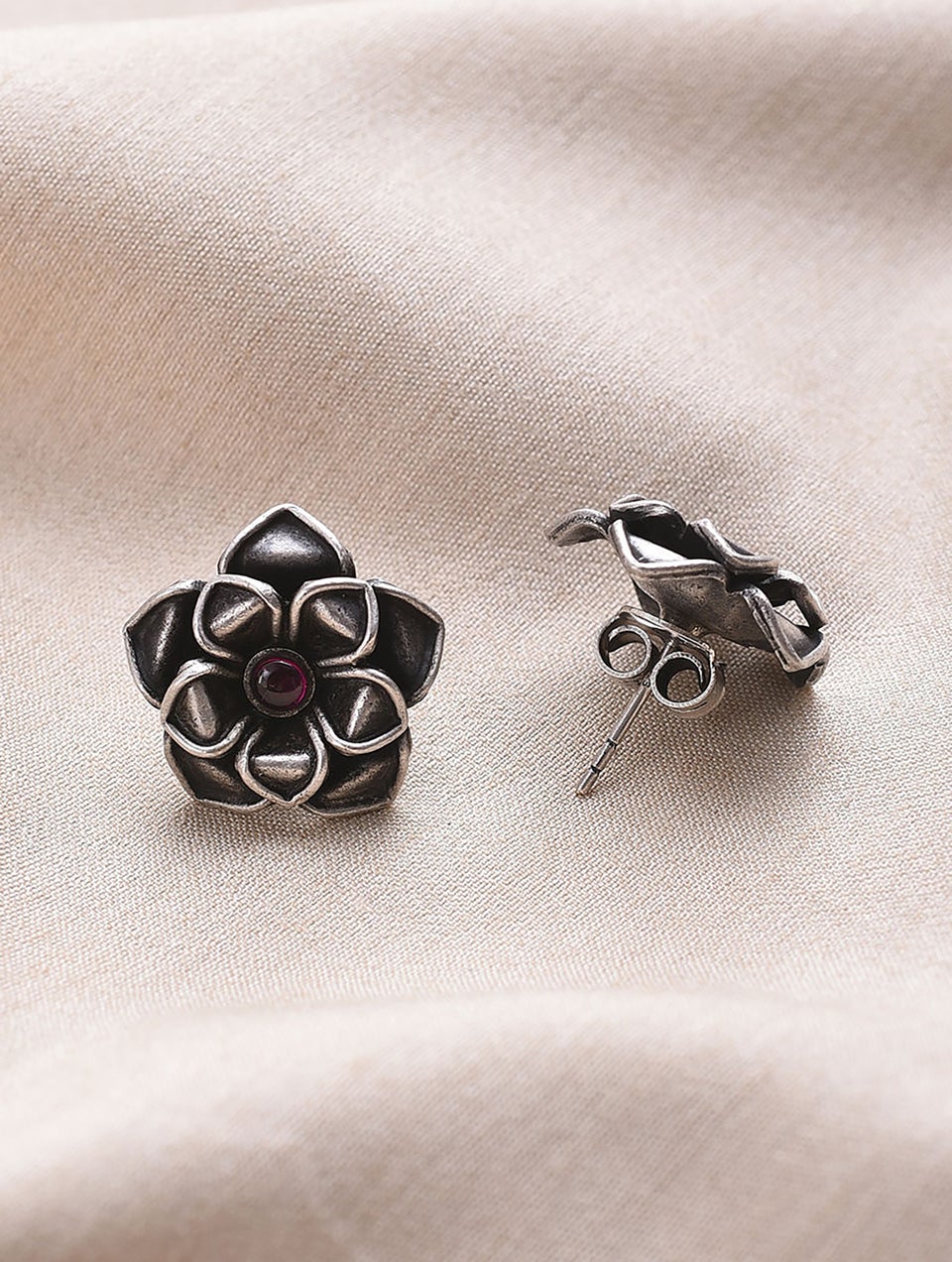 Women Silver Push Back Silver Studs