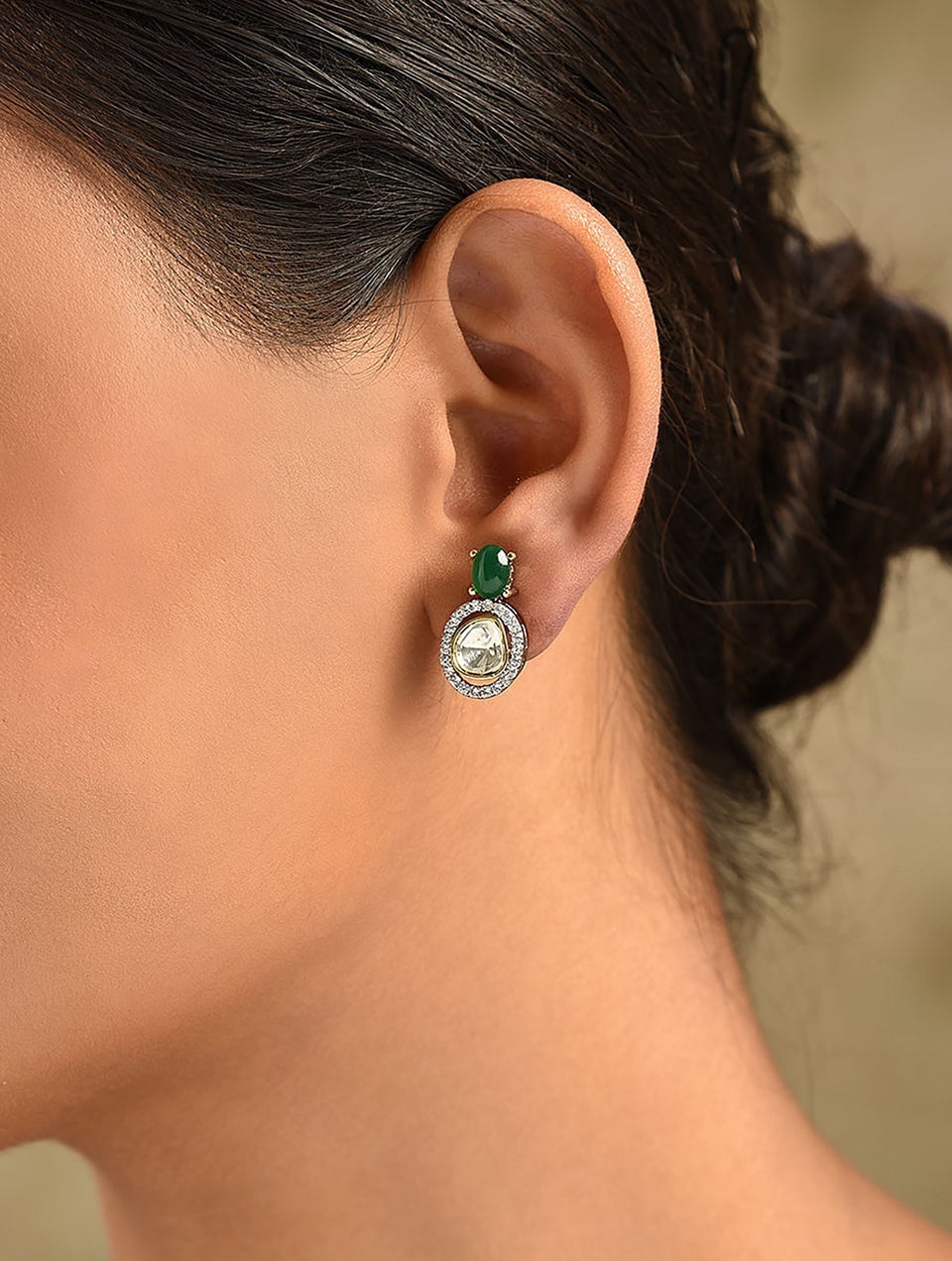 Women Green Dual Tone Kundan Stud Earrings