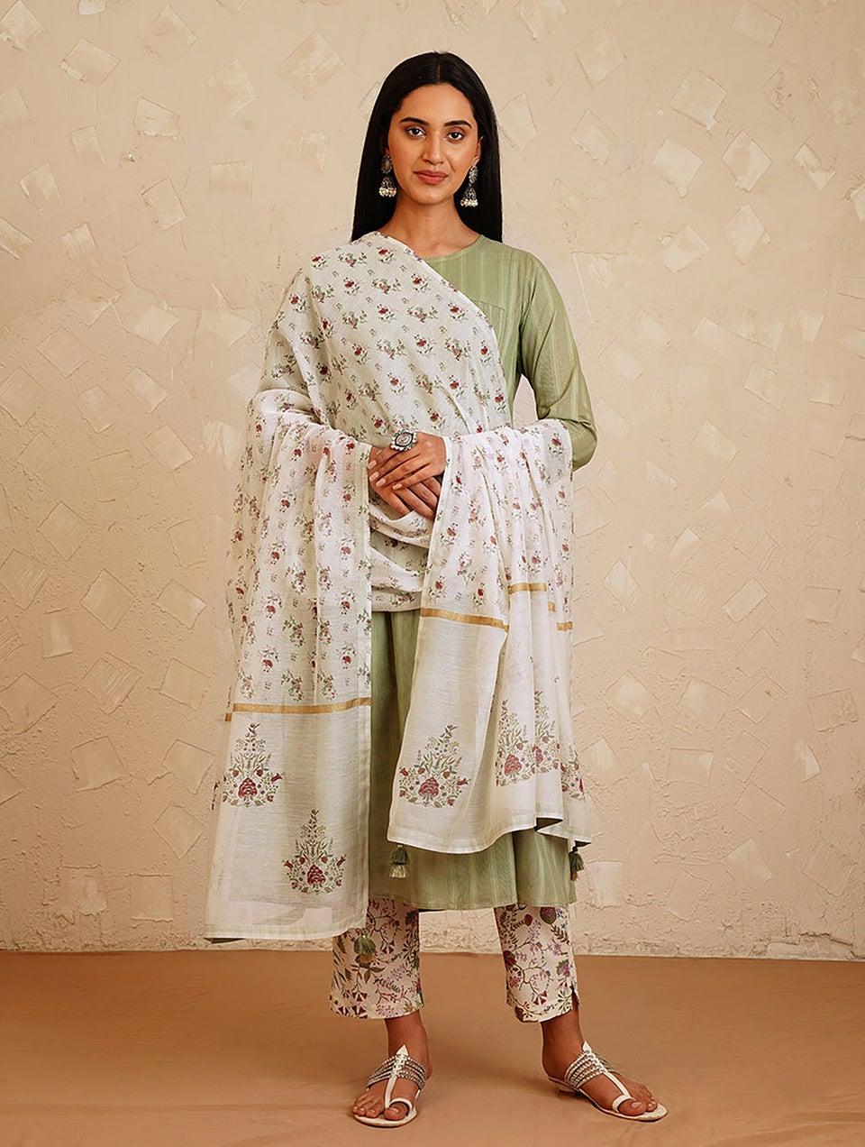 Women Multicolor Print Silk Cotton Dupatta With Tassels