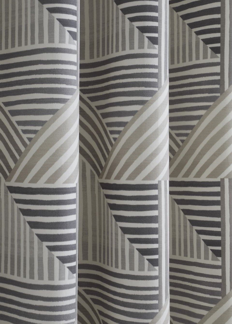 Fusion Campden Pair of Eyelet Curtains