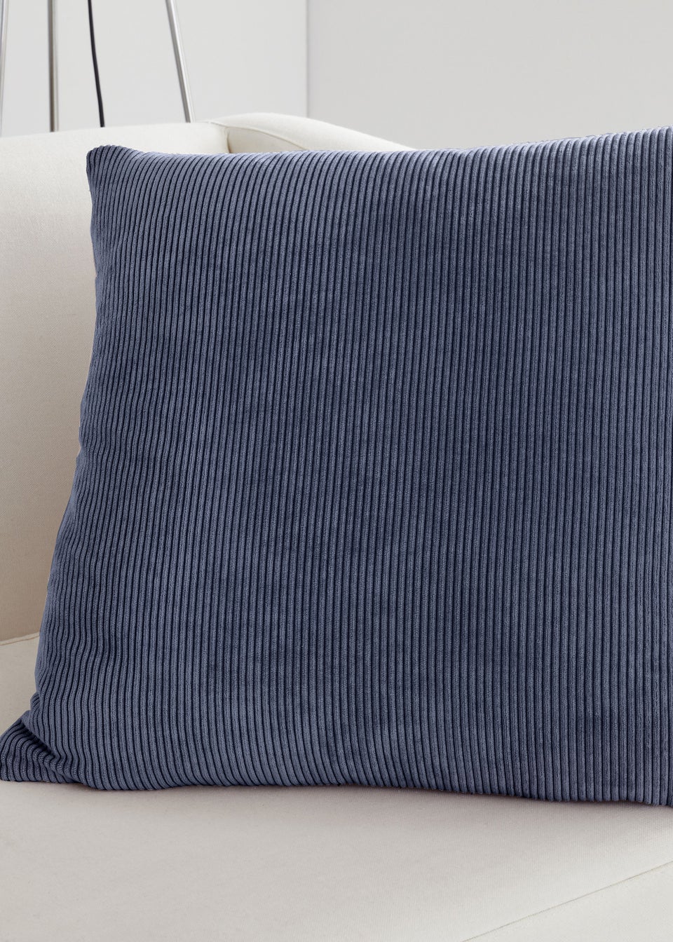 Curtina Kilbride Cushion (43cm x 43cm)