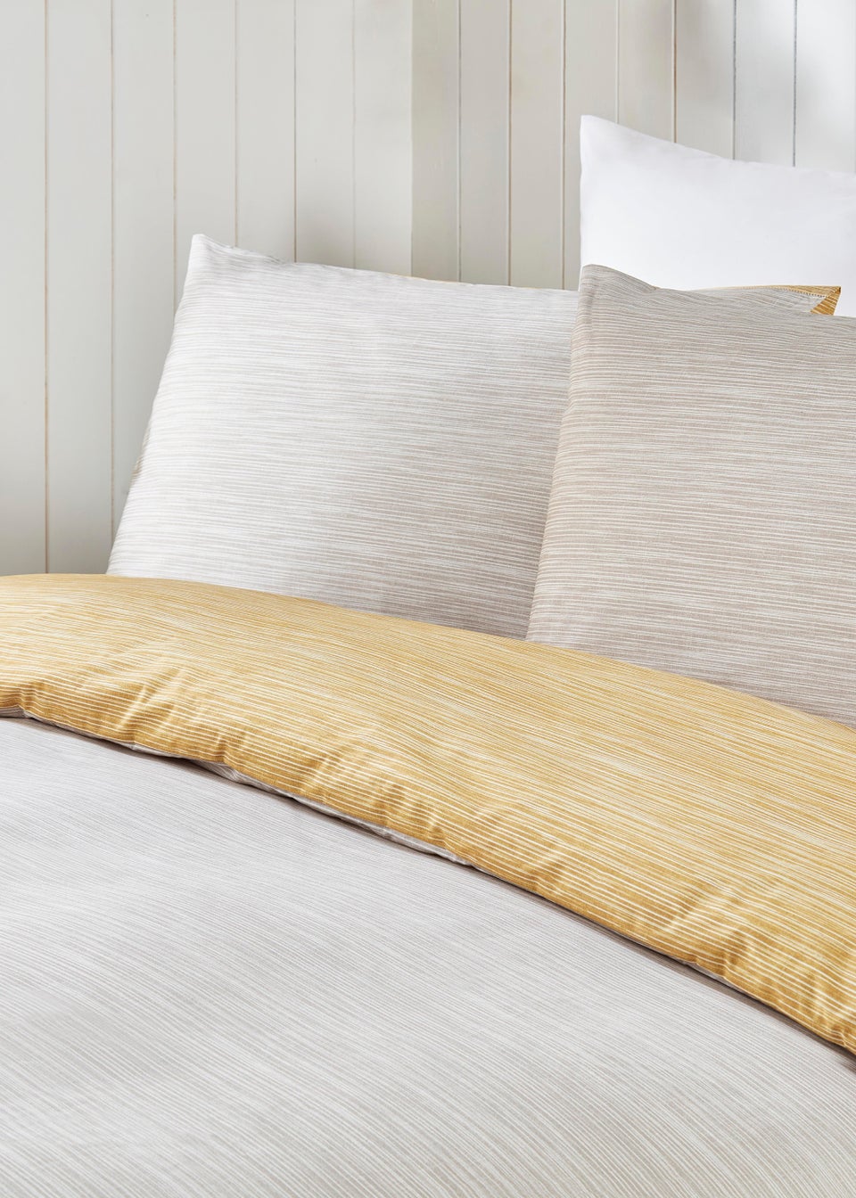 Fusion Bethan Reversible Duvet Cover Set