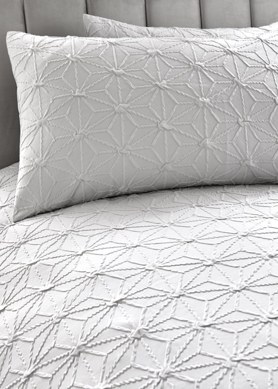 By Caprice Home Ruby Silver Duvet Cover