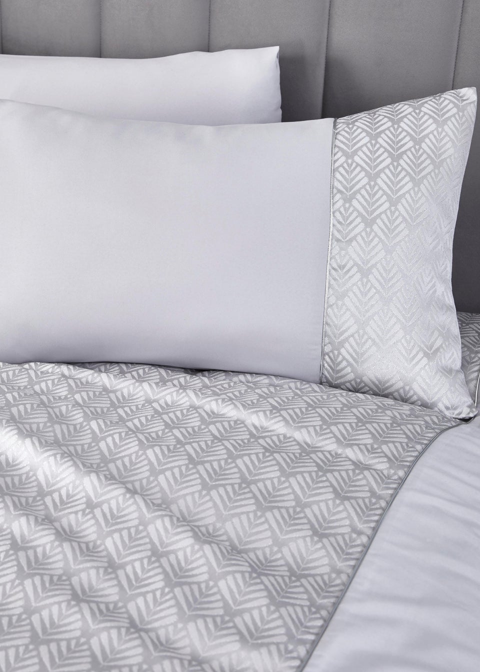 By Caprice Home Lana Silver Duvet Cover