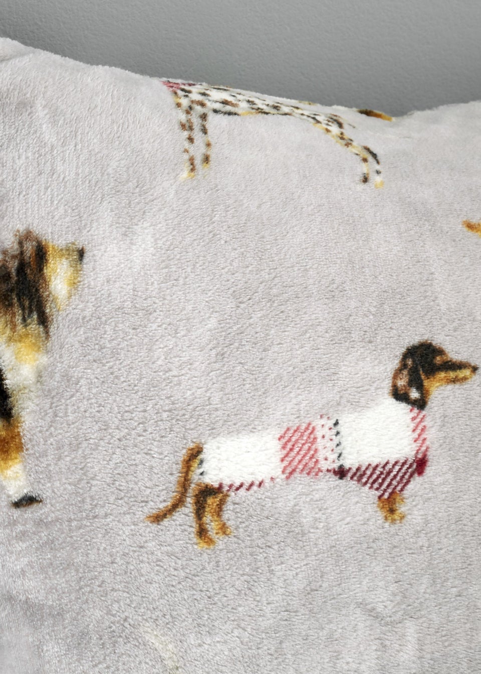 Catherine Lansfield Country Dogs Cushion