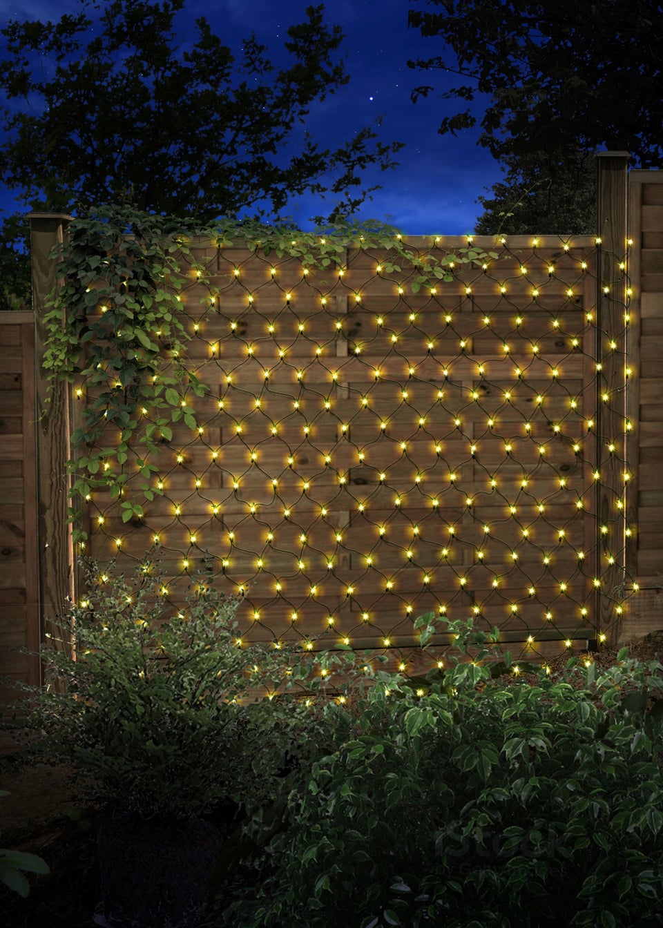 Premier Decorations 200 Warm White LED Solar Powered Net Lights (3m x 1.5m)