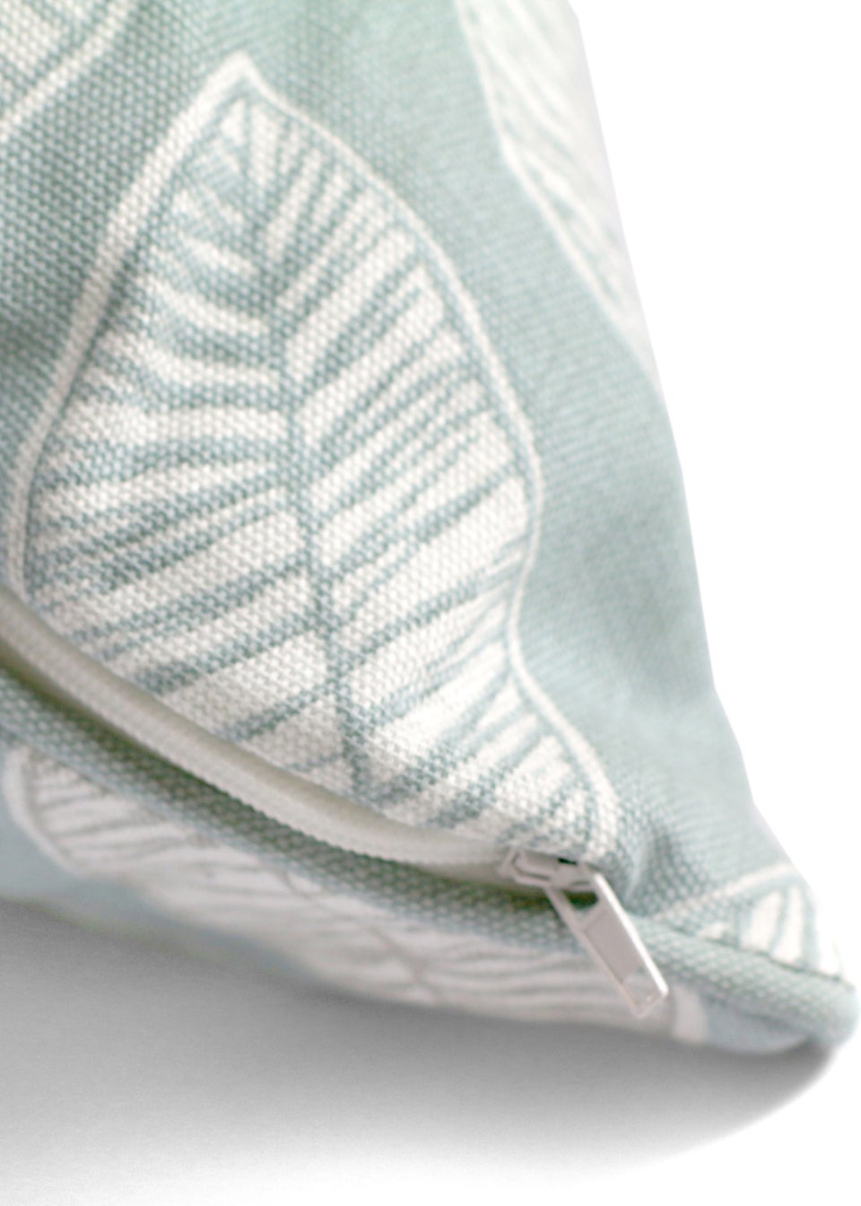 Fusion Delft Cushion (40cm x 40cm)