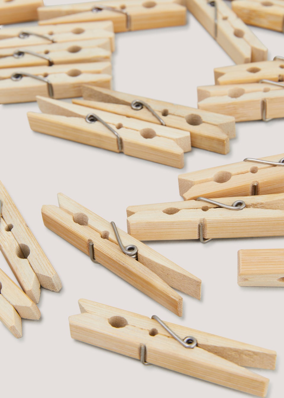 24 Wooden Pegs