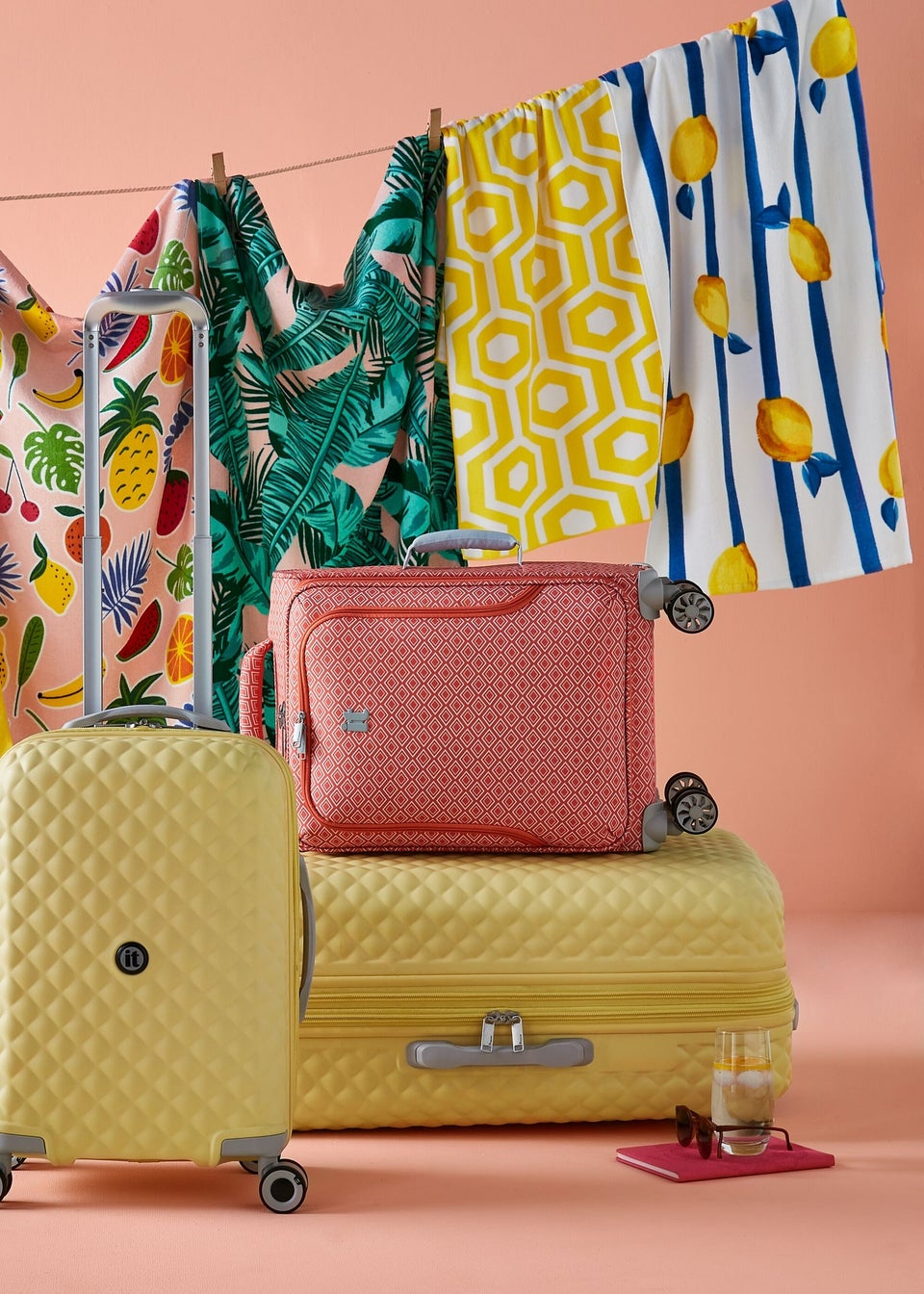 It coral suitcase clearance