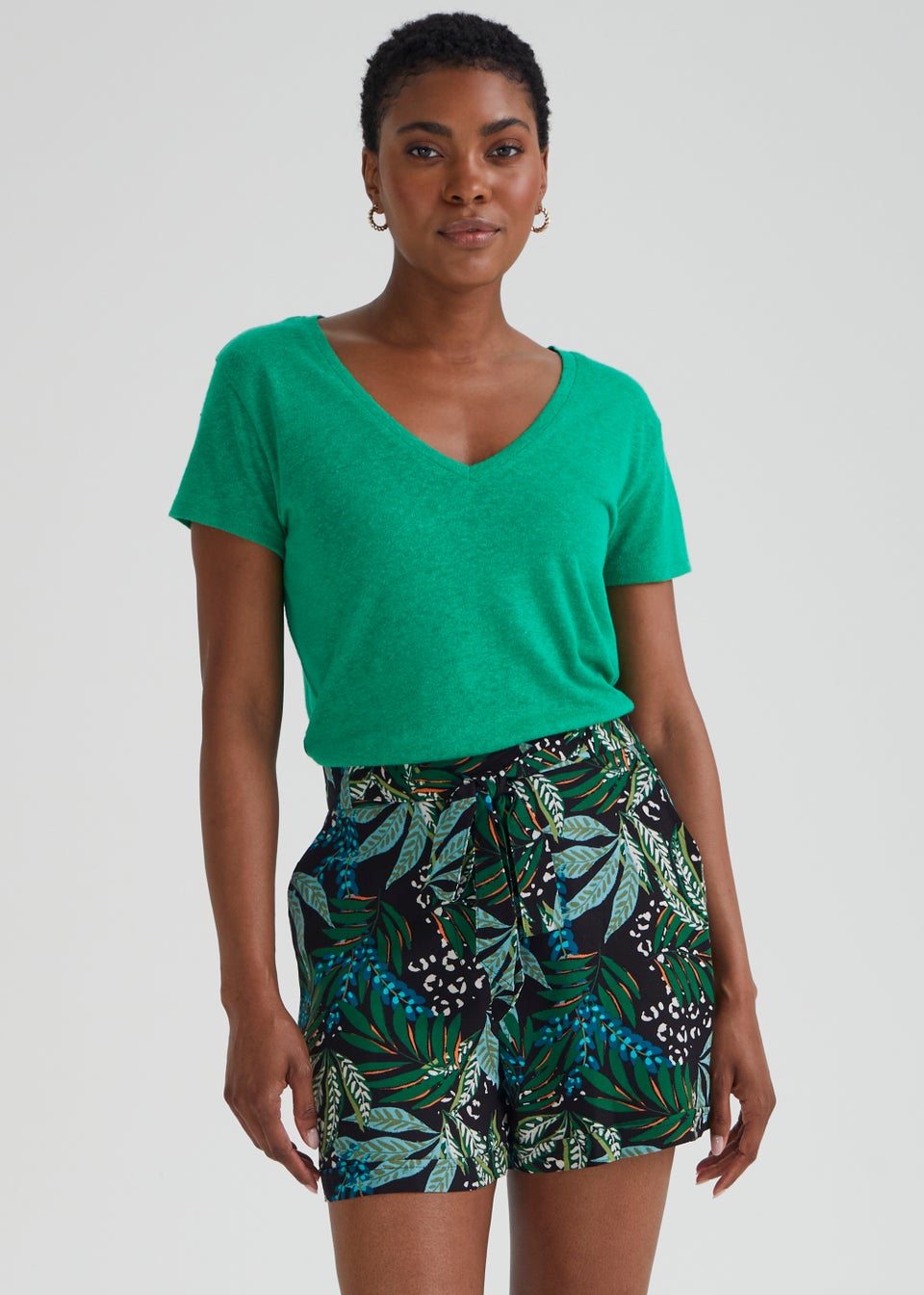 Green leaf shorts hot sale