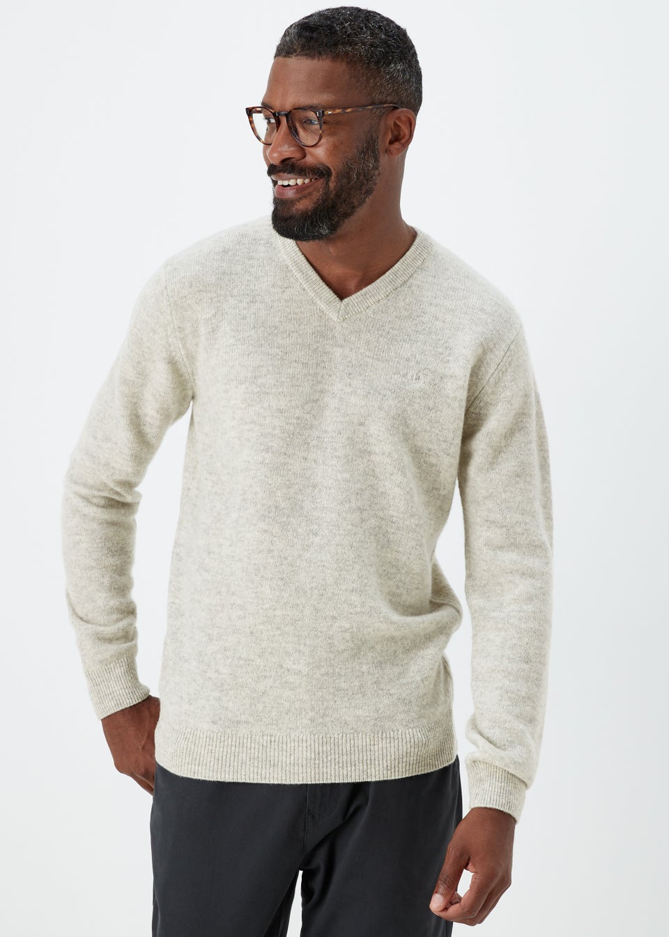 Lincoln Oatmeal 100% Lambswool V Neck Jumper