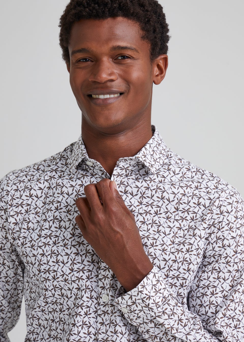 Taylor & Wright White Floral Print Slim Fit Shirt