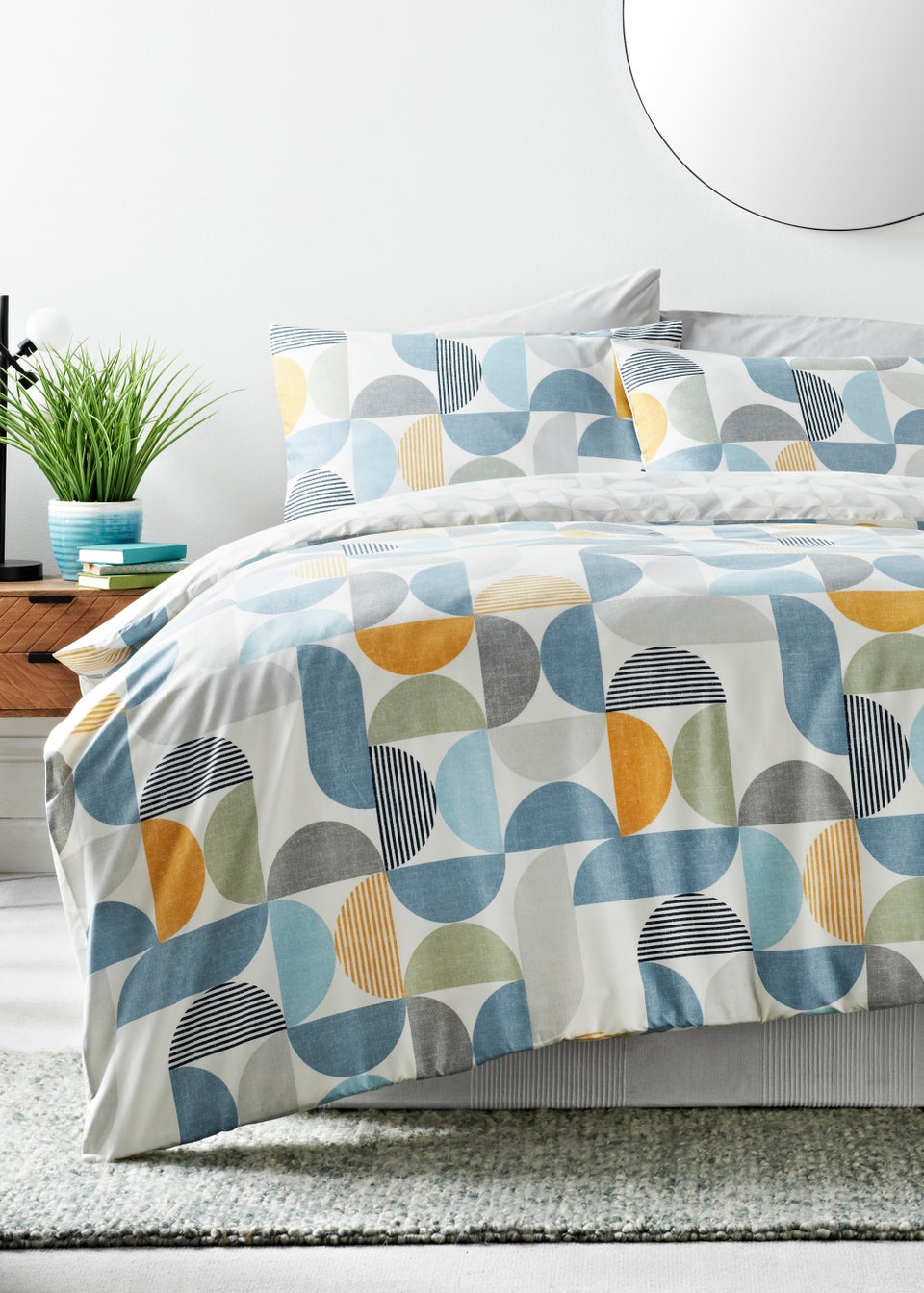 Multicoloured Geo Reversible Duvet Cover