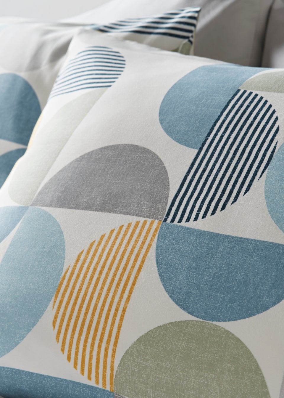 Multicoloured Geo Reversible Duvet Cover