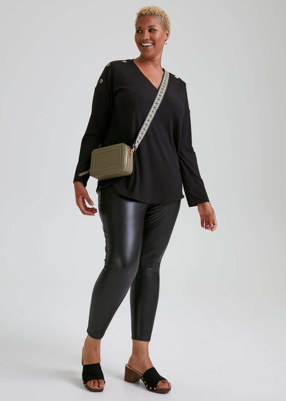 Papaya Curve Black Button Jersey Long Sleeve Top