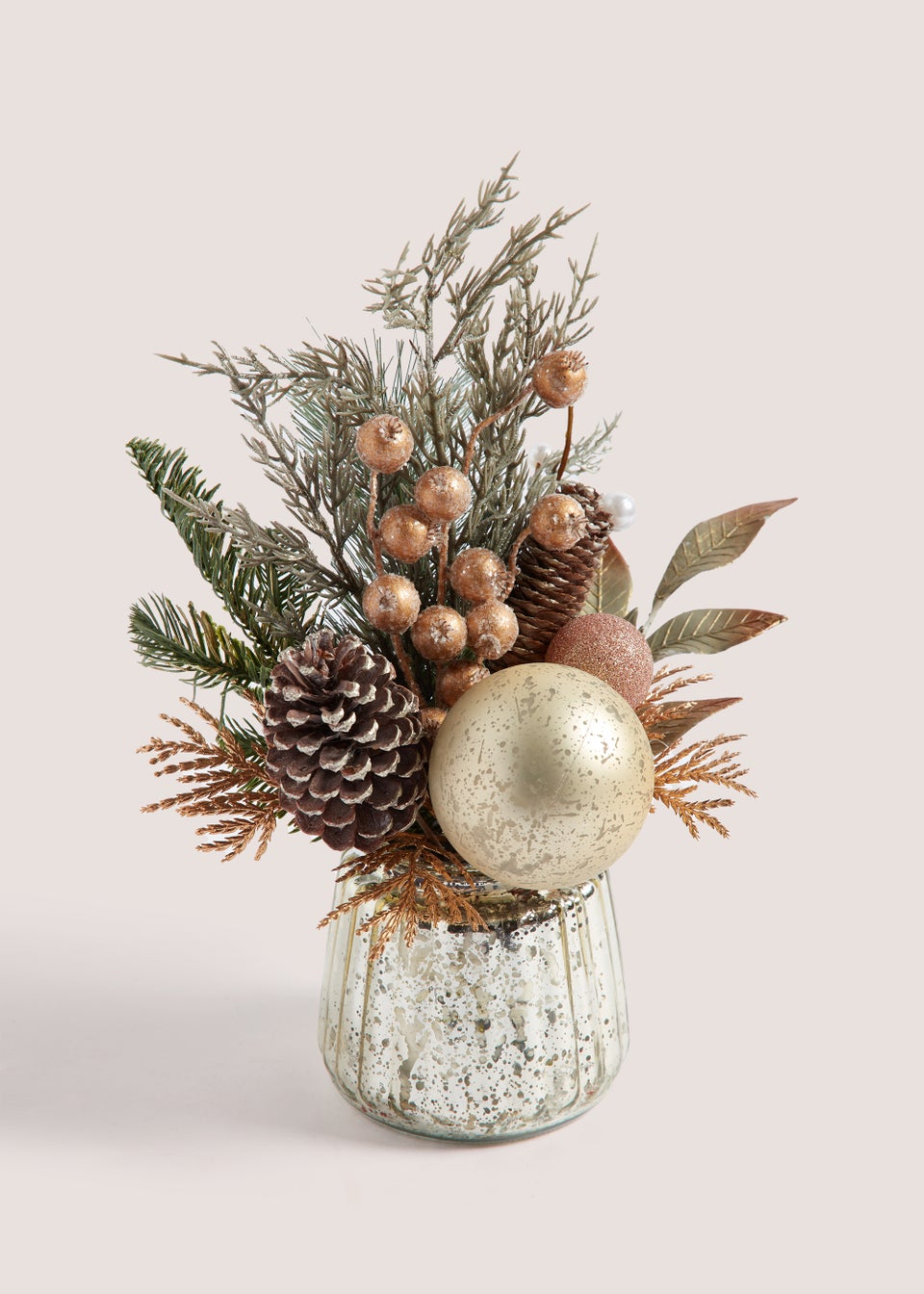 Gold Foliage Arrangement (27cm x 19cm x 34cm)