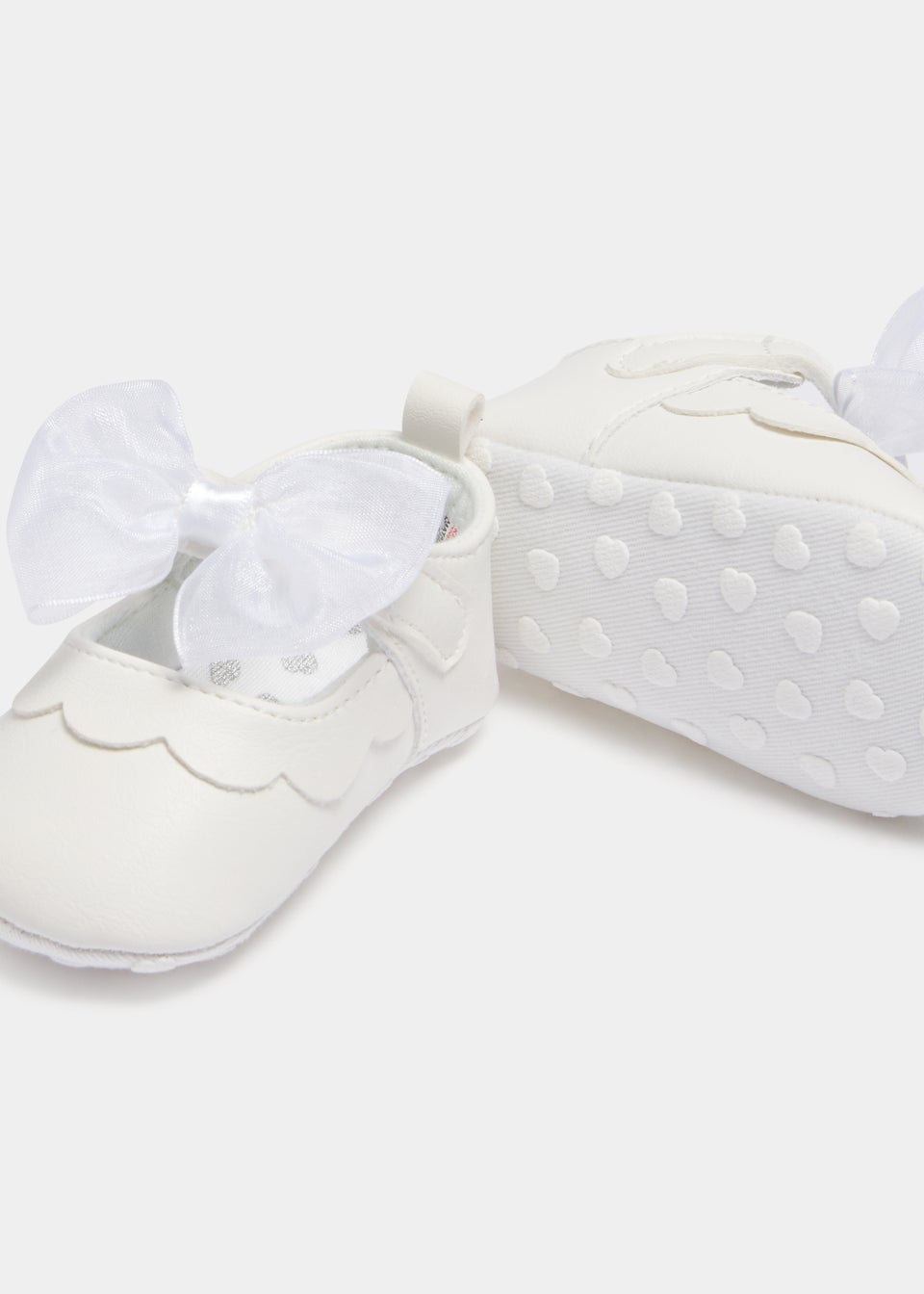 White Bow Soft Sole Baby Ballet Shoes (Newborn-18mths)