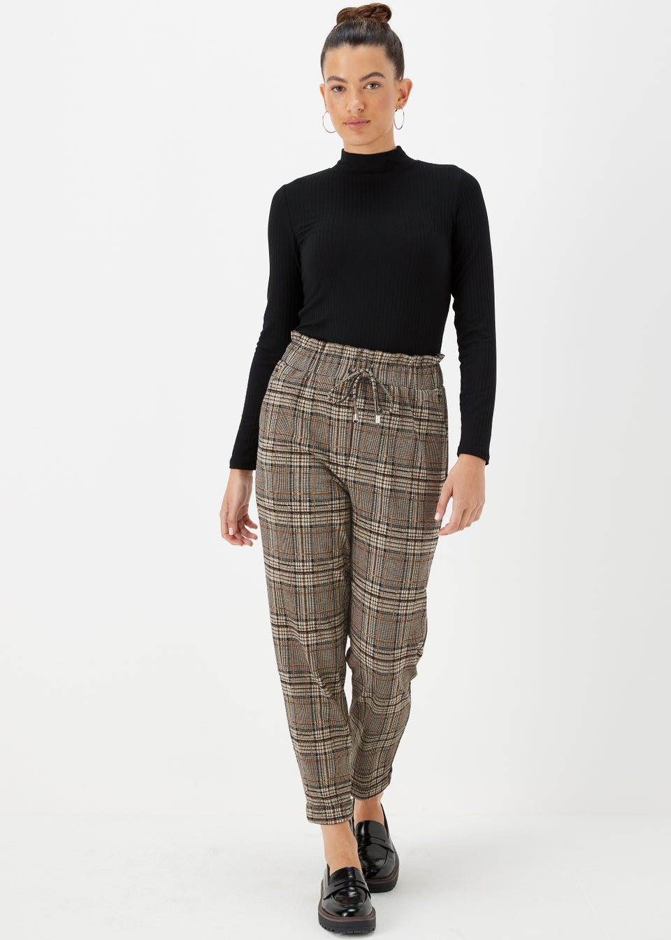 Checkered paper shop bag trousers