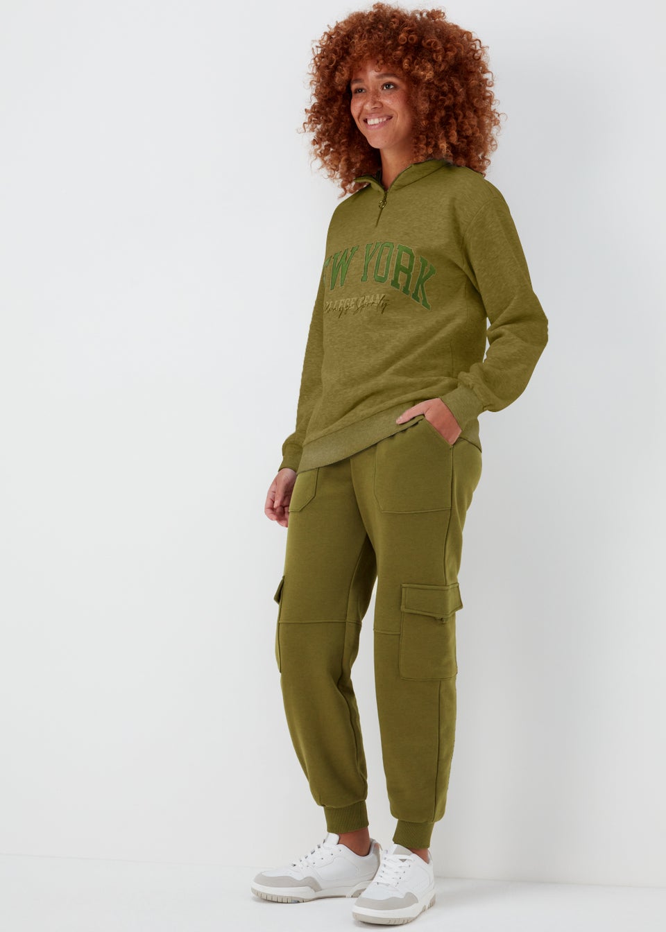 Petite utility shop joggers