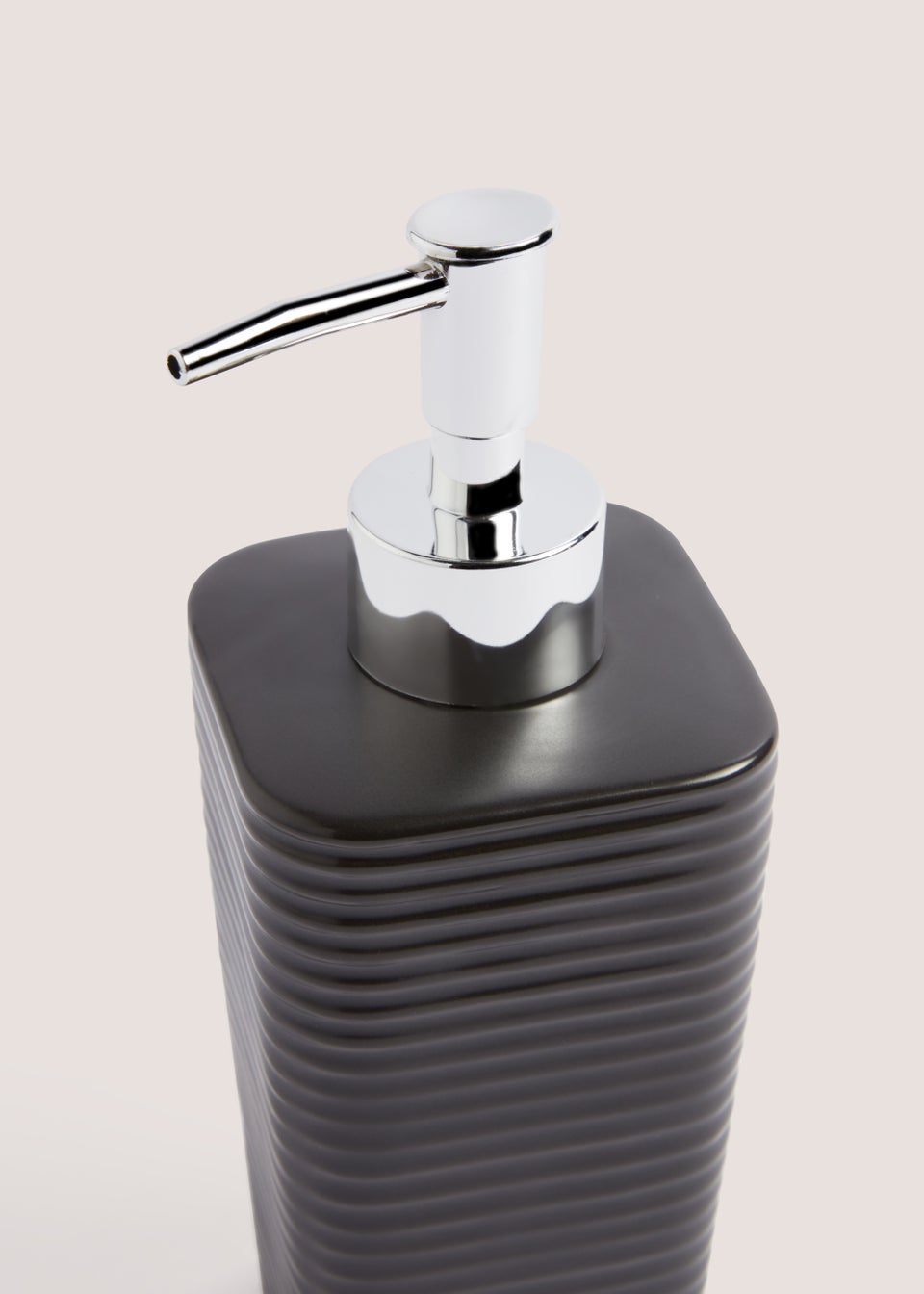 Black Ceramic Soap Dispenser (18cm x 7.5cm x 7.5cm)