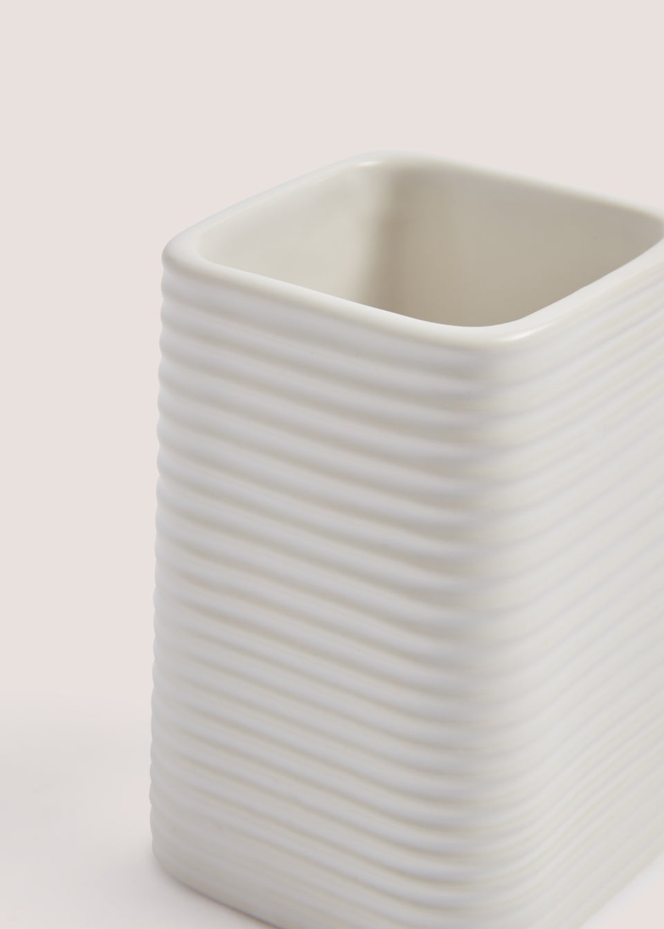 White Ceramic Bathroom Tumbler (7.5cm x 7.5cm x 11.5cm)