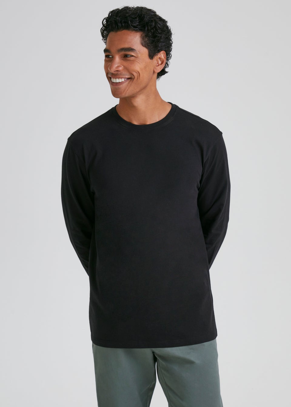 Black Essential Crew Neck Long Sleeve T-Shirt