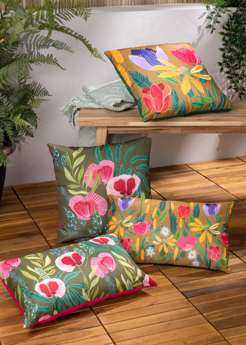 Wylder Nature House of Bloom Celandine Outdoor Filled Cushion (43cm x 43cm x 8cm)