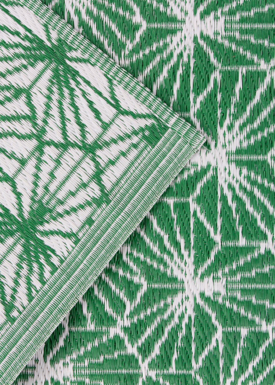 furn. Hexa 100% Recycled Reversible Outdoor Rug (120cm x 180cm)