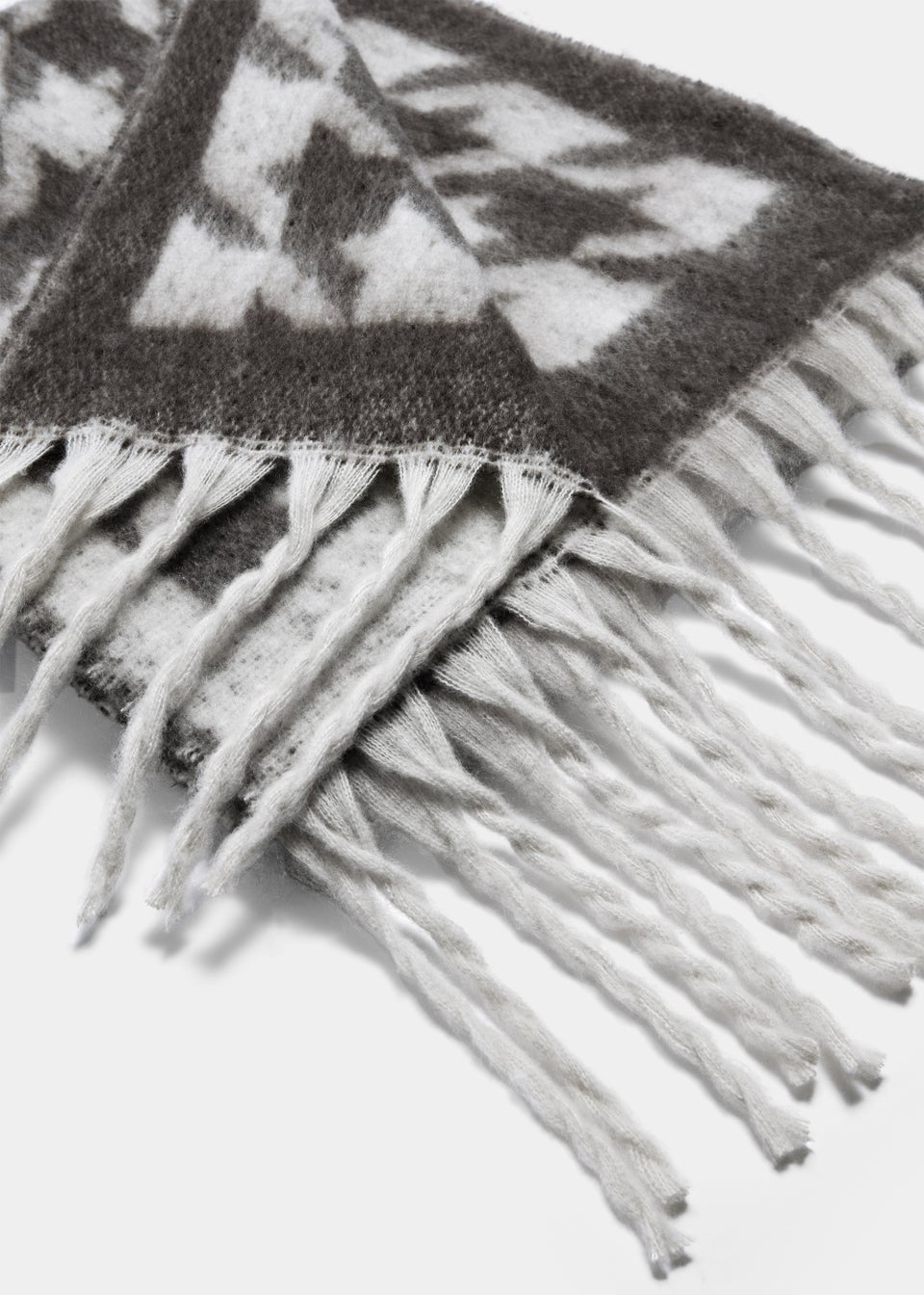 Black and white dogtooth scarf deals