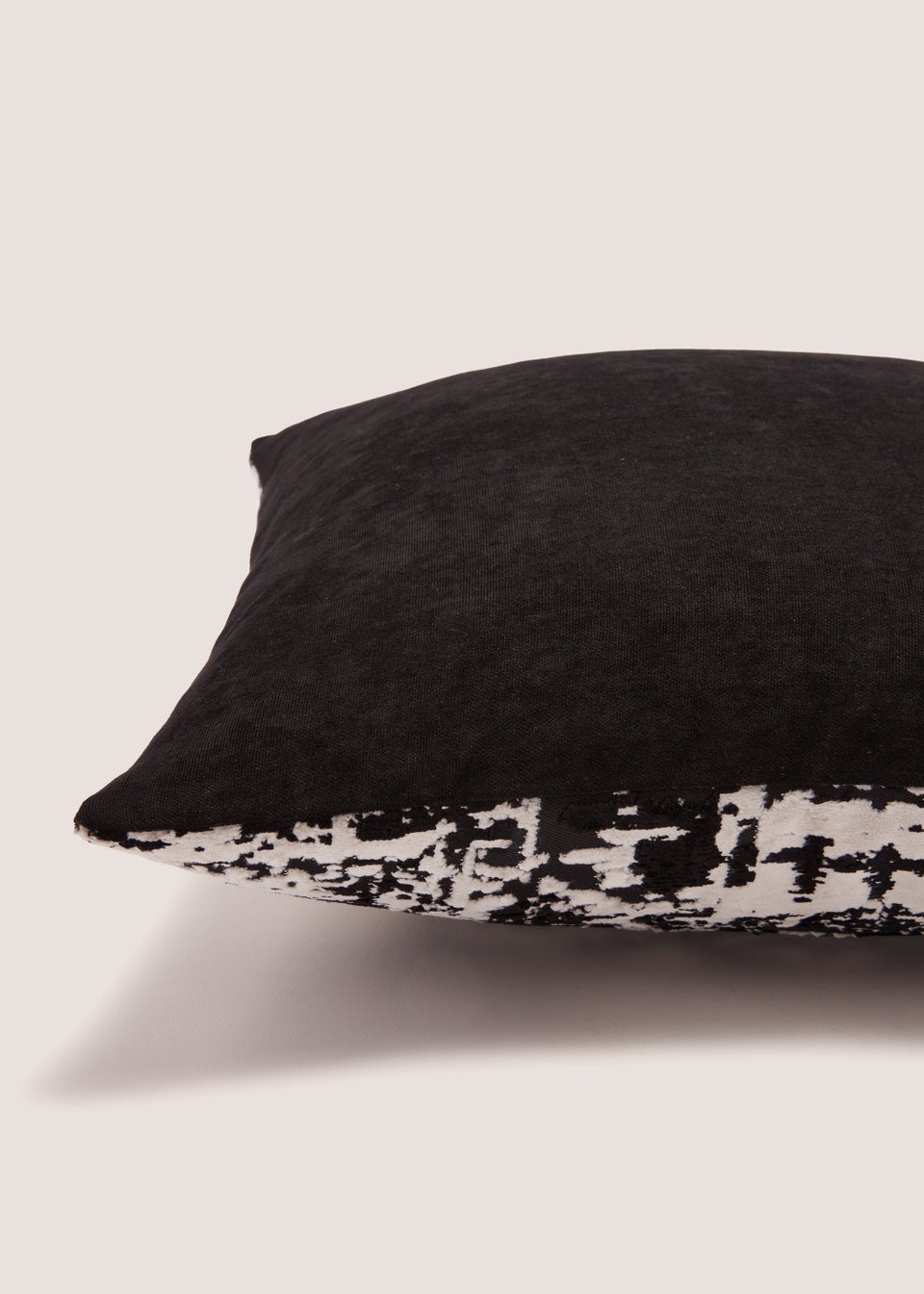 Black & White Mottled Stripe Cushion (43cm x 43cm)