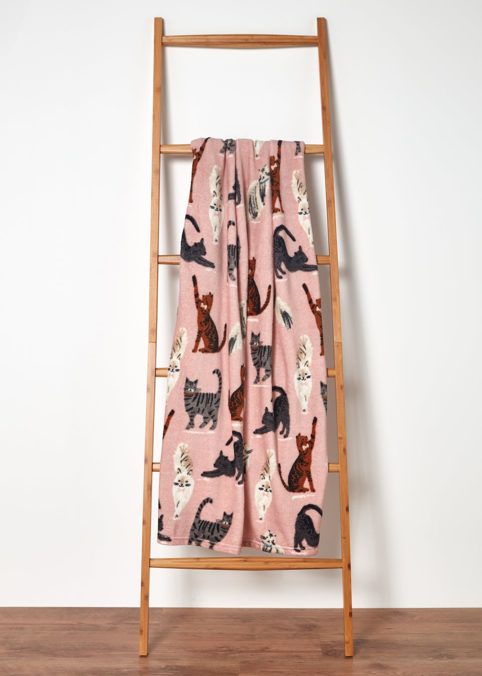 Pink Cat Print Throw (130cm x 150cm)