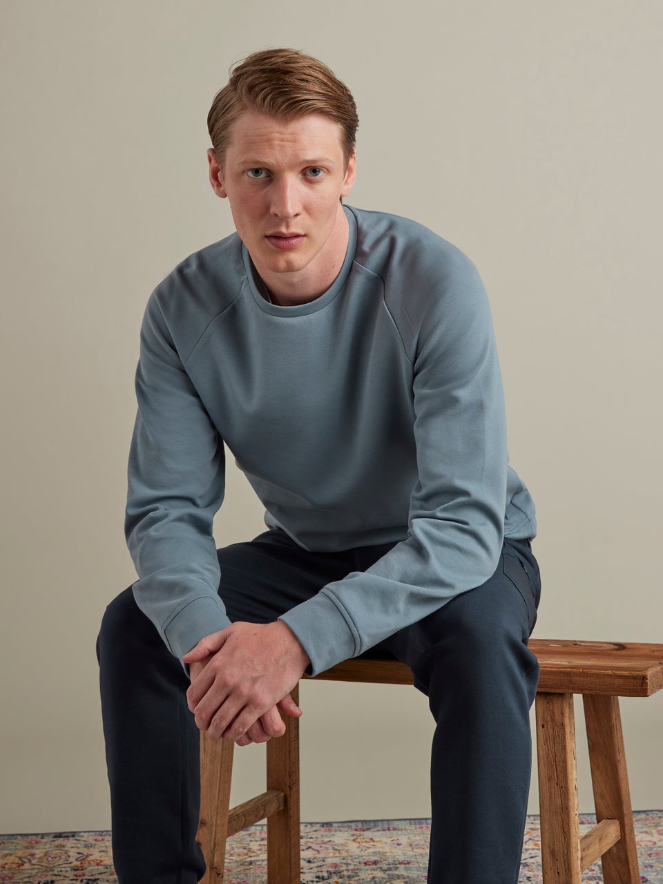 Premium Essentials Sweatshirt Blue