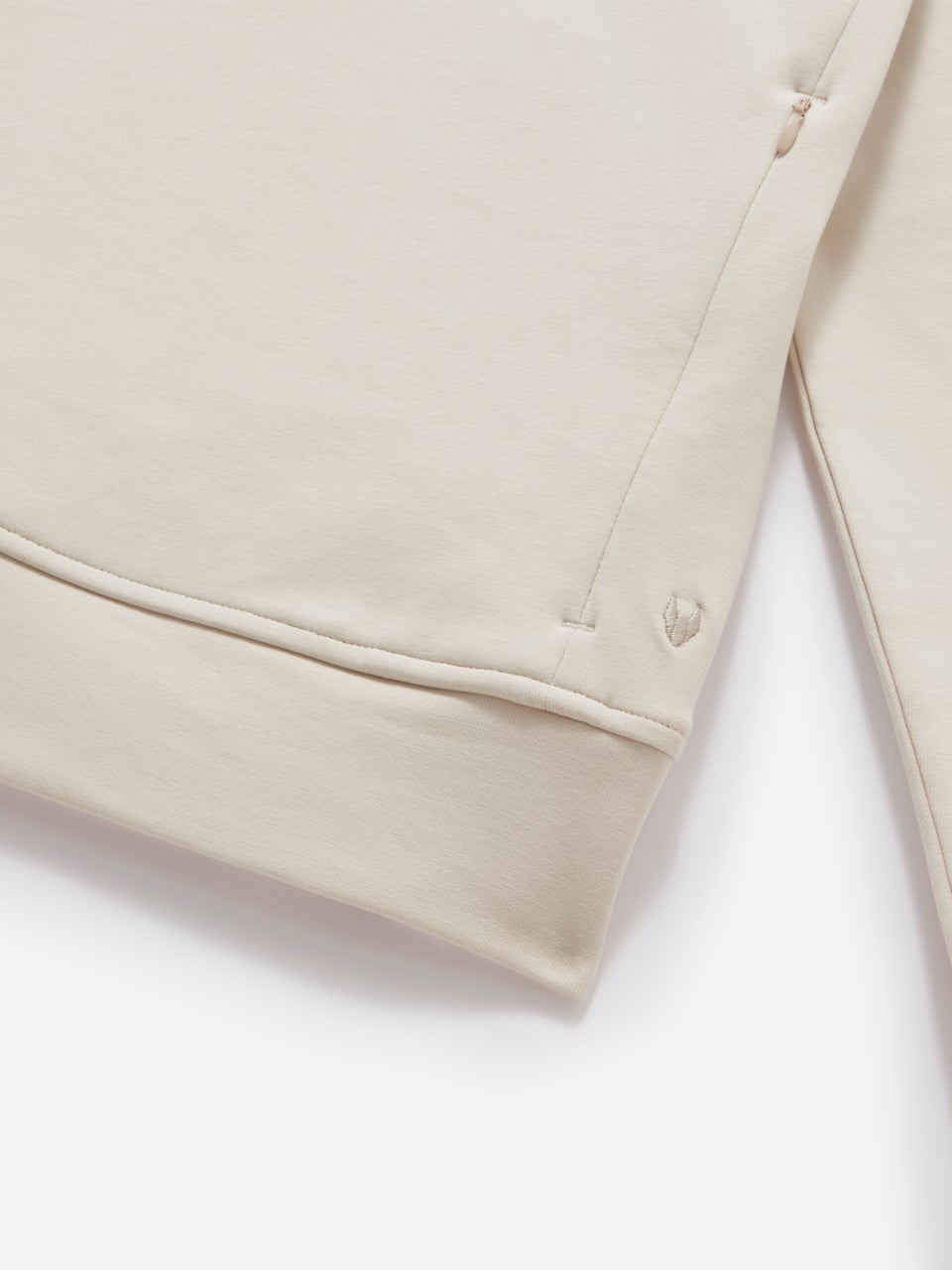 Premium Essentials Sweatshirt Beige