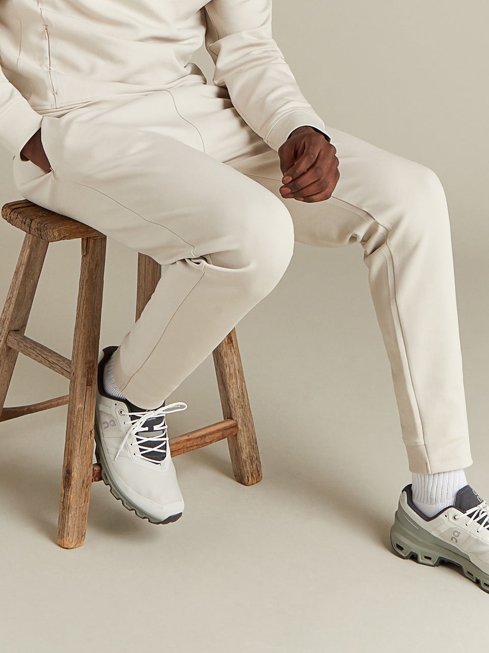 Premium Essentials Sweatpant Beige
