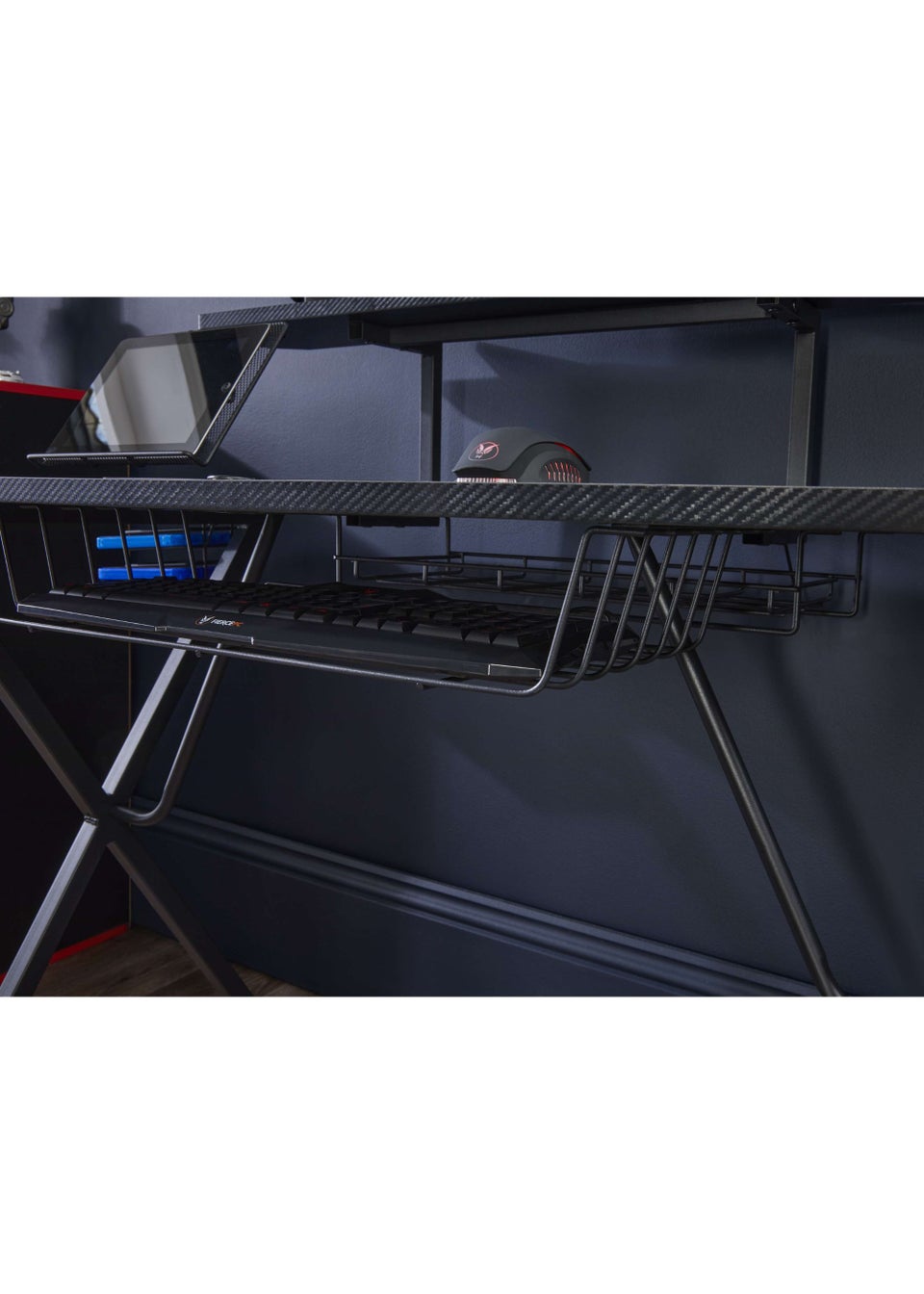 Lloyd Pascal Optimum Desk (96cm x 127.5cm x 62.5cm)