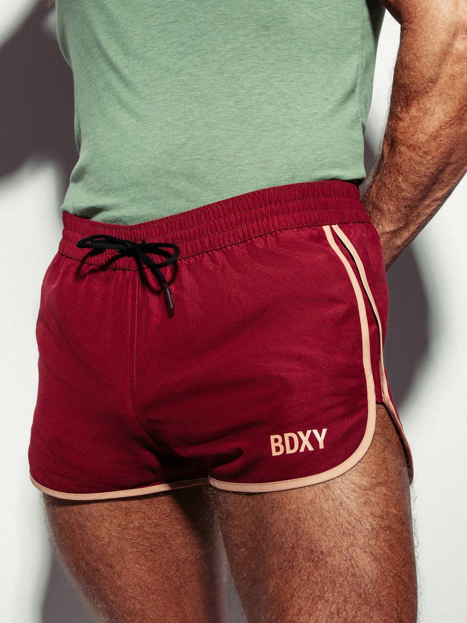 'The Cameo' Shorts Burgundy