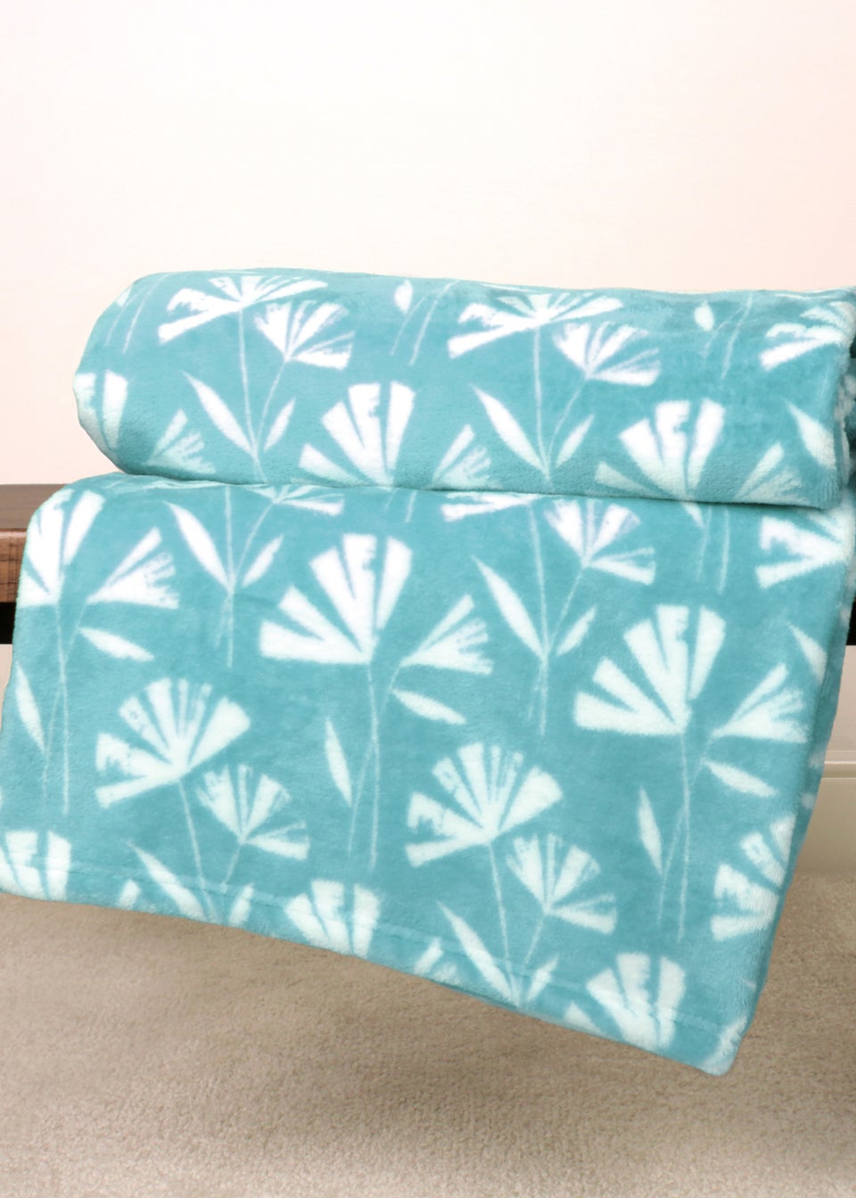 Teal throw matalan clearance