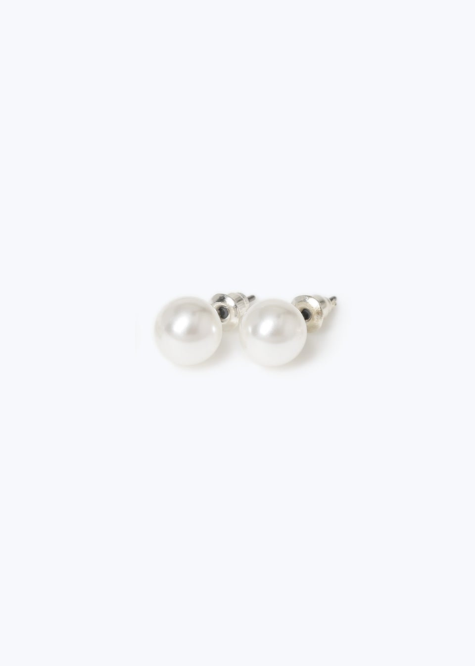 Cream Pearl Earrings