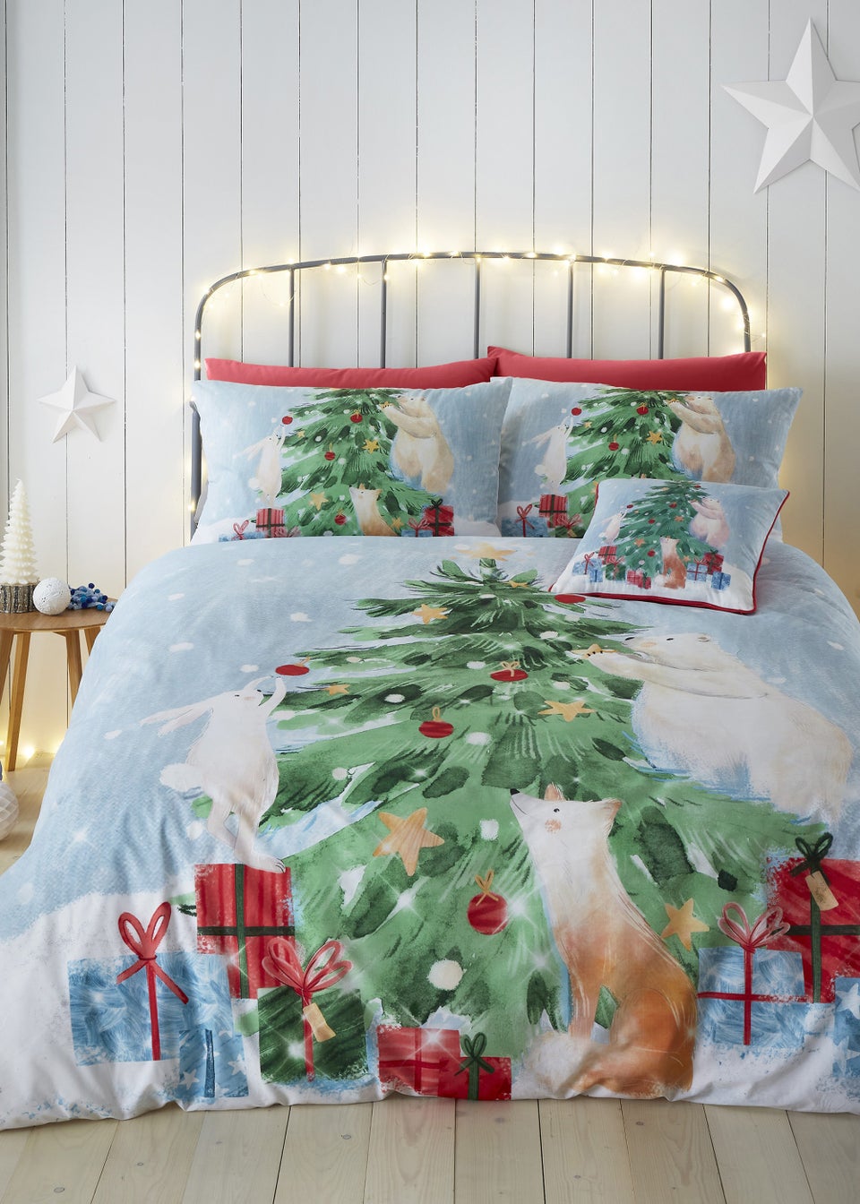 Fusion Christmas Winter Friends Duvet Cover Set